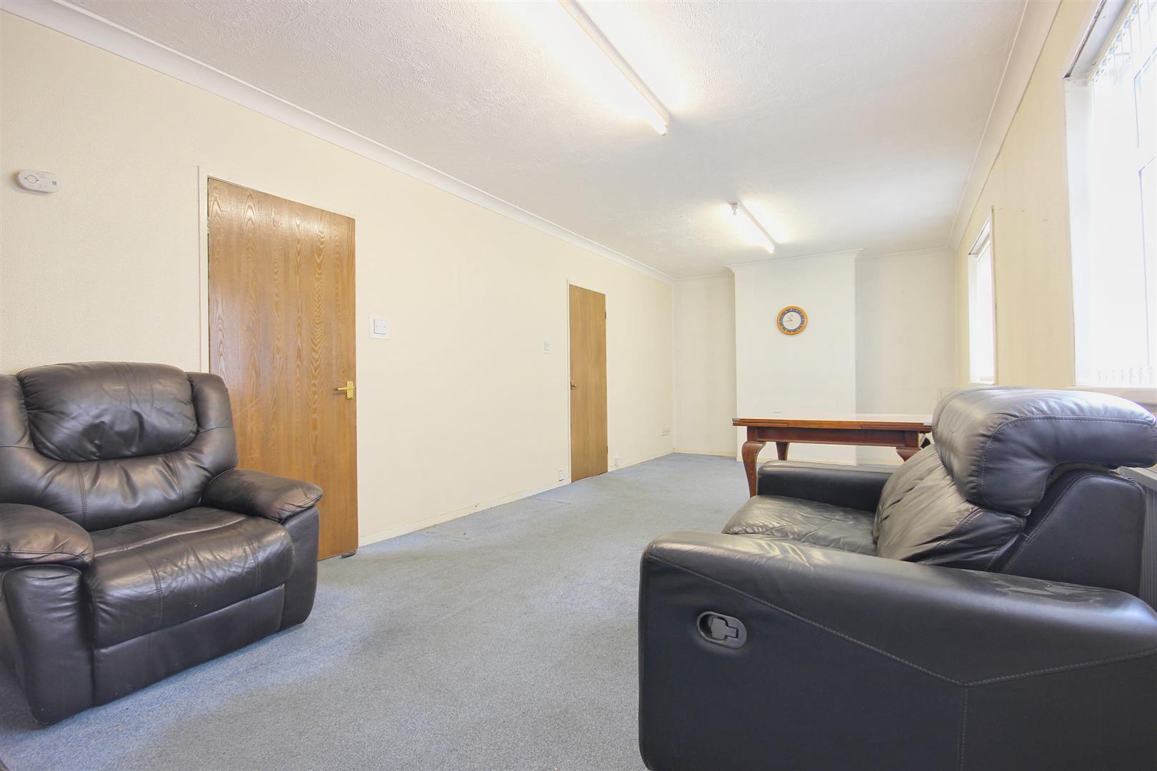 Trinity Close, Leven